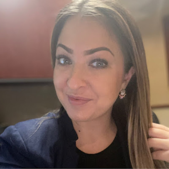 Meet your Posher, Ashley - Picture 1 of 1